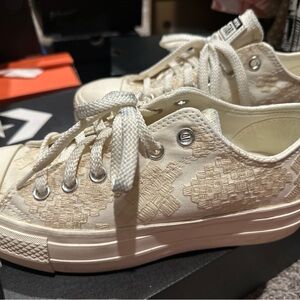 Converse Women's Off-White Textured Sneakers